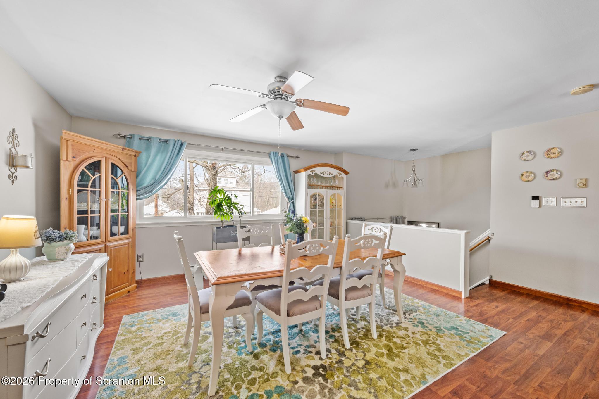 424 New Street Duryea, PA 18642 - Photo 6 of 37 Dining Room