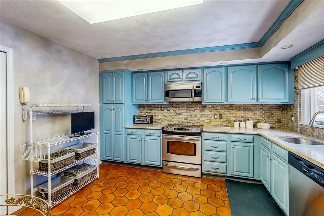 2970 Mendon Road, Unit 149 Cumberland, RI 02864 - Photo 8 of 30 Gallery Image 8