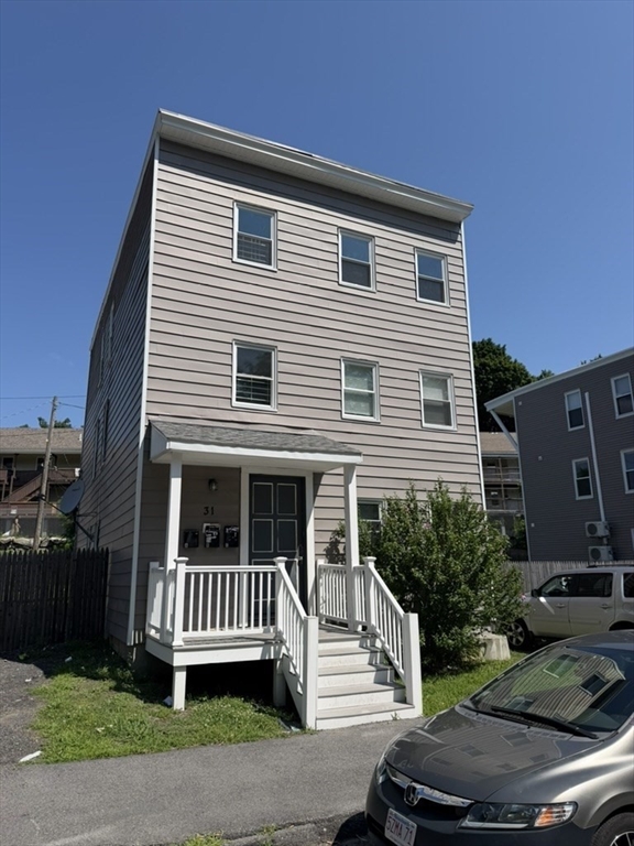 31 North Street Worcester, MA 01605 - Photo 1 of 14