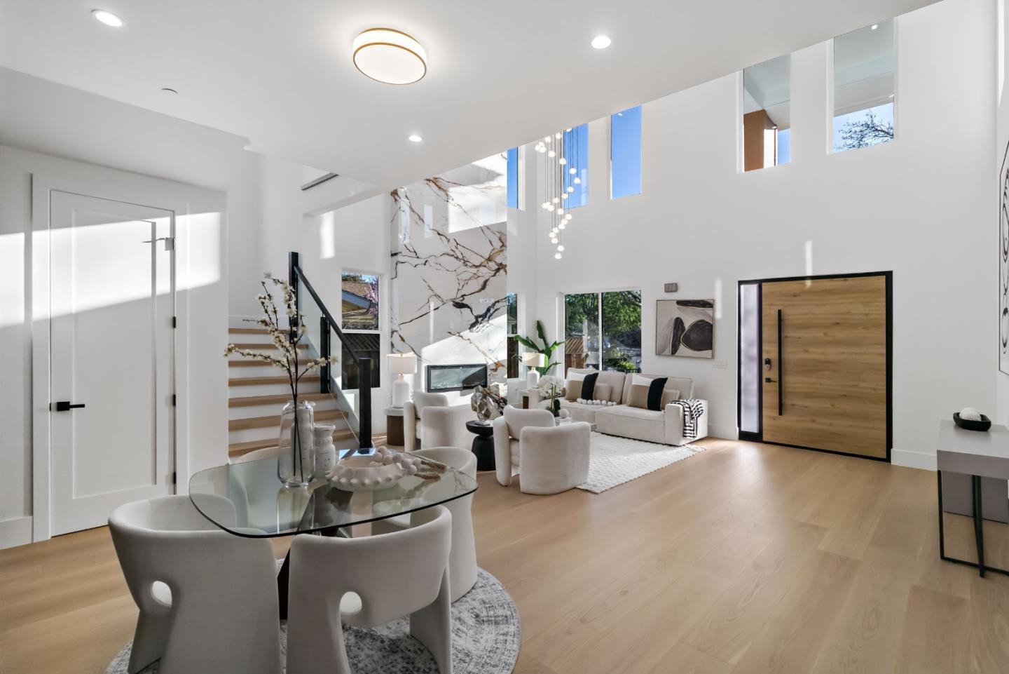 1040 West Riverside Way San Jose, CA 95129 - Photo 8 of 69