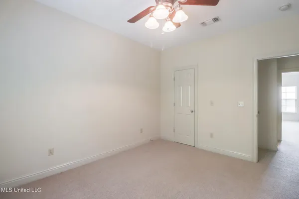 $1,375 | 908 Jefferson Drive, Gulfport, MS 39507