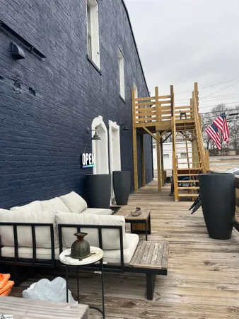 $1,200,000 | 147 West Main Street, Duncan, SC 29334