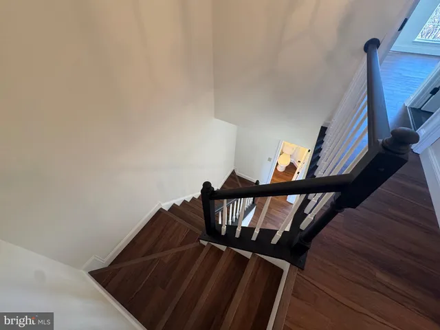 $529,500 | 17306 Rocky Mt Lane, Dumfries, VA 22026