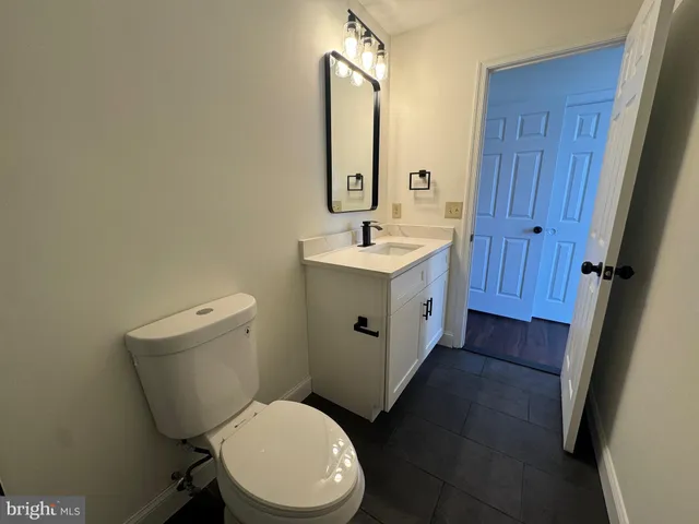 $529,500 | 17306 Rocky Mt Lane, Dumfries, VA 22026