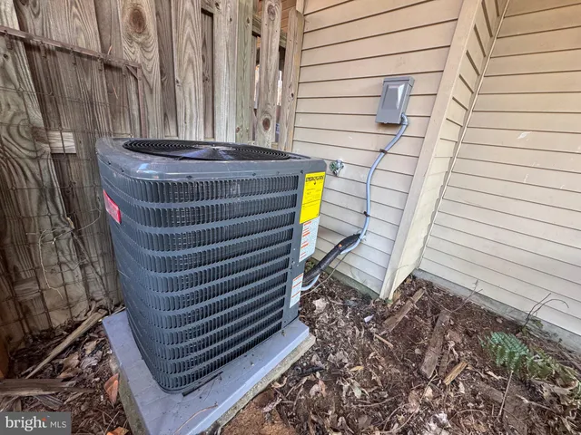 $529,500 | 17306 Rocky Mt Lane, Dumfries, VA 22026