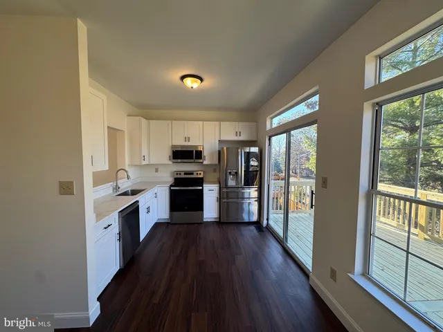 $530,000 | 17306 Rocky Mt Lane, Dumfries, VA 22026