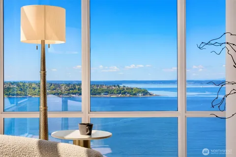 $2,850,000 | 121 Stewart Street, Unit 3704, Seattle, WA 98101