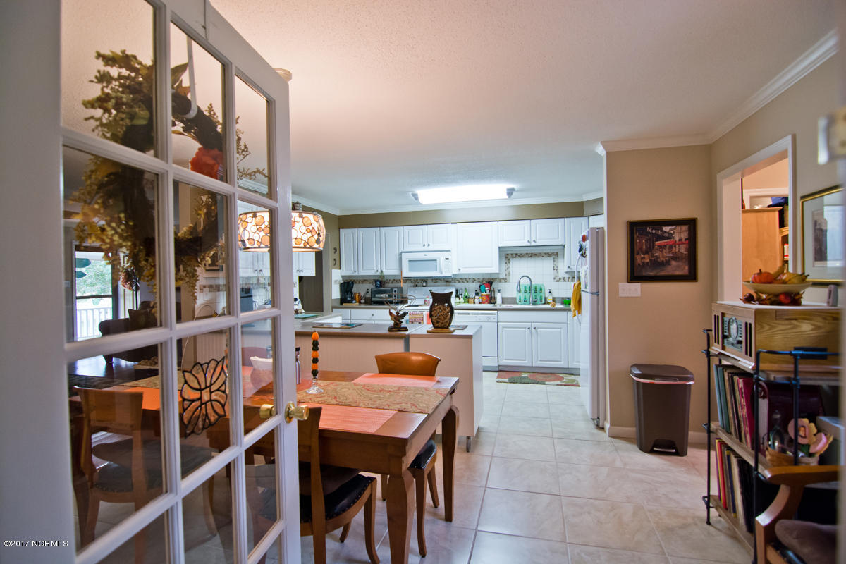 644 Bogue Loop Road Newport, NC 28570 - Photo 51 of 65 Interior apartment entrance