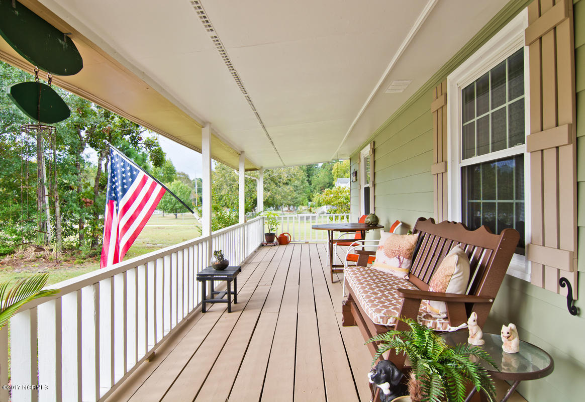 644 Bogue Loop Road Newport, NC 28570 - Photo 61 of 65 Porch