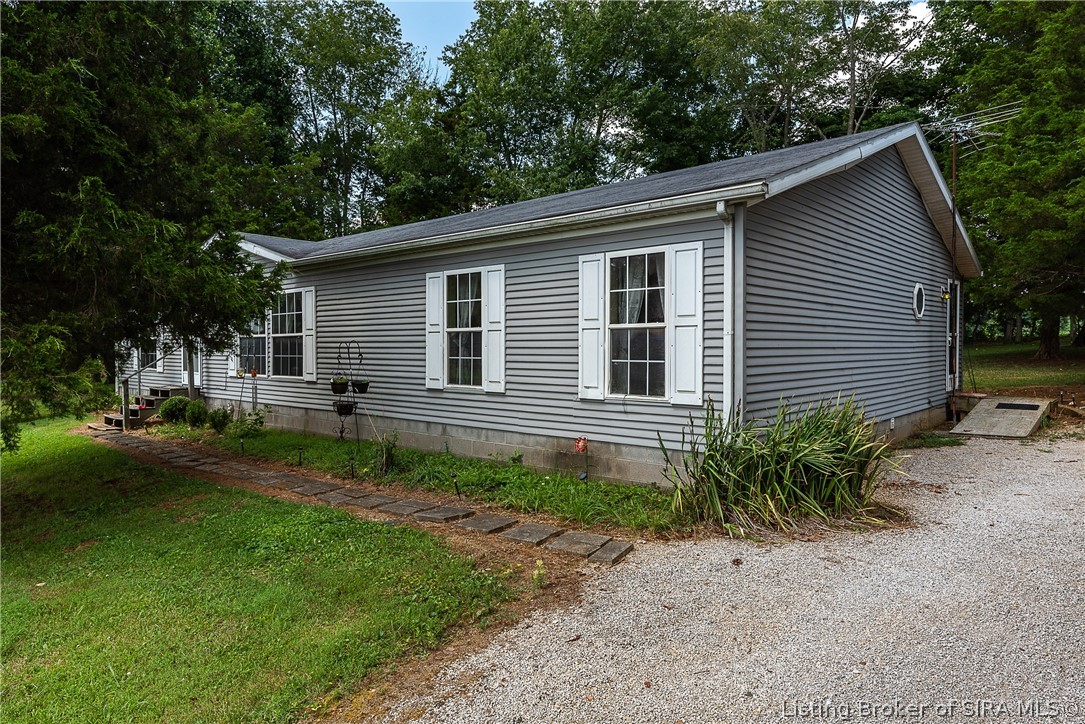 6100 Black Chapel Road Southeast Elizabeth, IN 47117 - Photo 3 of 30 Gallery Image 3