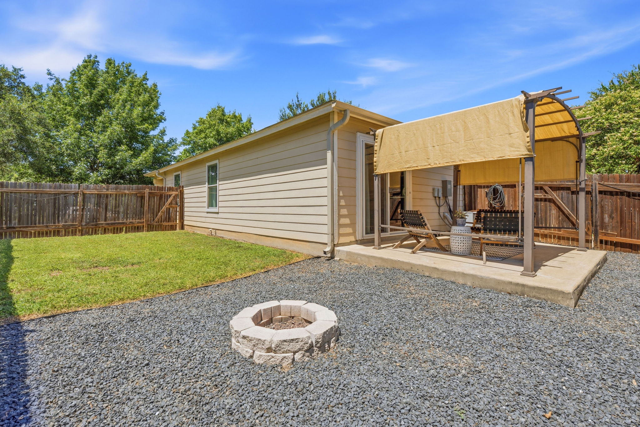 5407 Viewpoint Drive Austin, TX 78744 - Photo 25 of 28