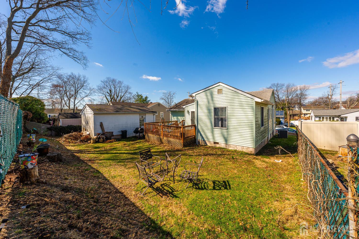 162 Rutherford Avenue Woodbridge, NJ 07095 - Photo 15 of 18 a view of a house with backyard