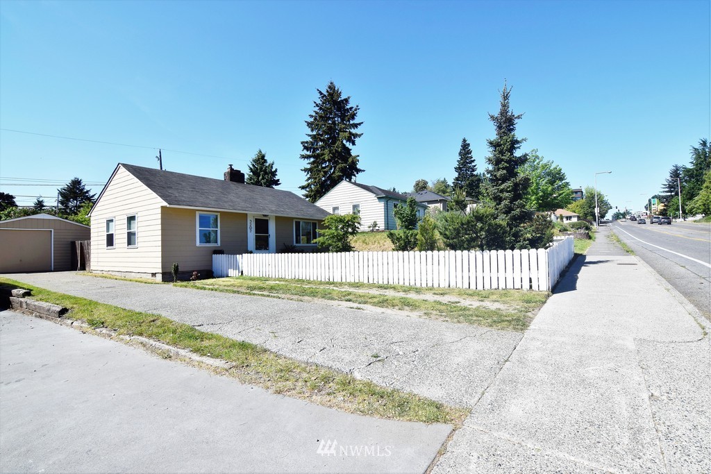 3207 Southwest Roxbury Street Seattle, WA 98126 - Photo 22 of 22 Gallery Image 22