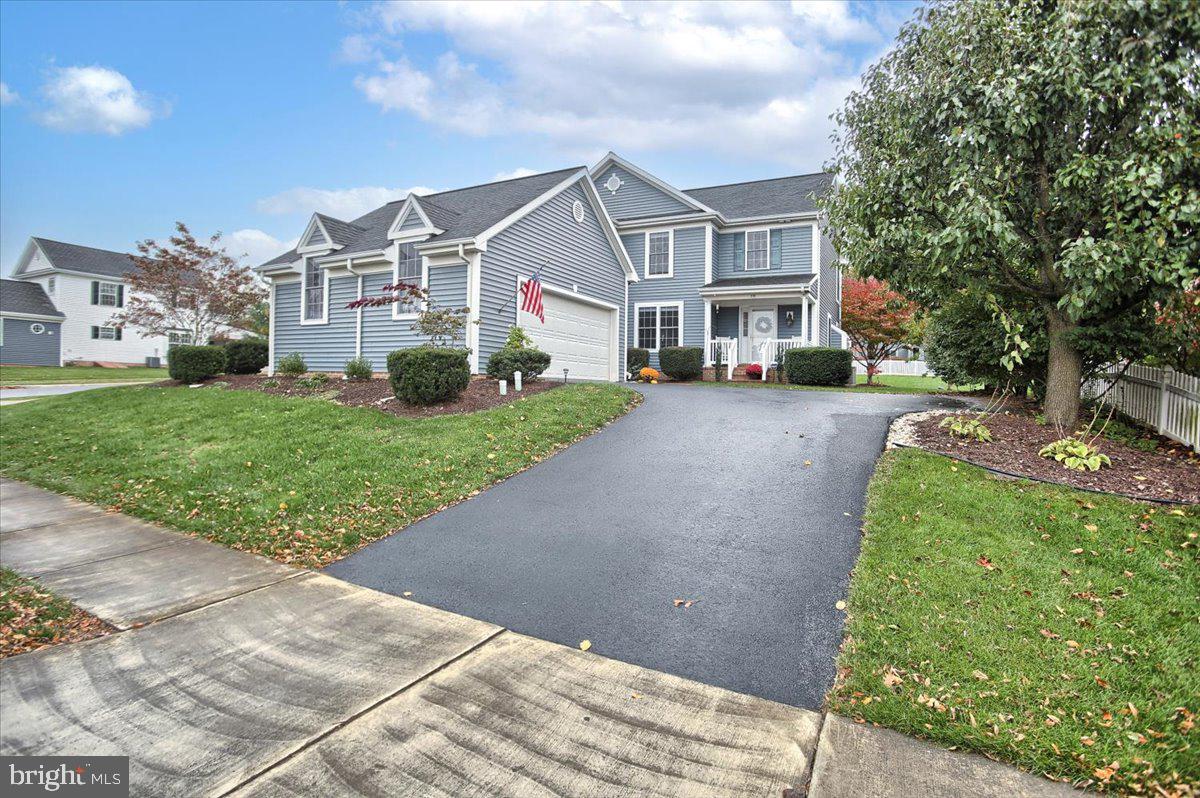 576 Wallingford Road Lancaster, PA 17601 - Photo 1 of 43