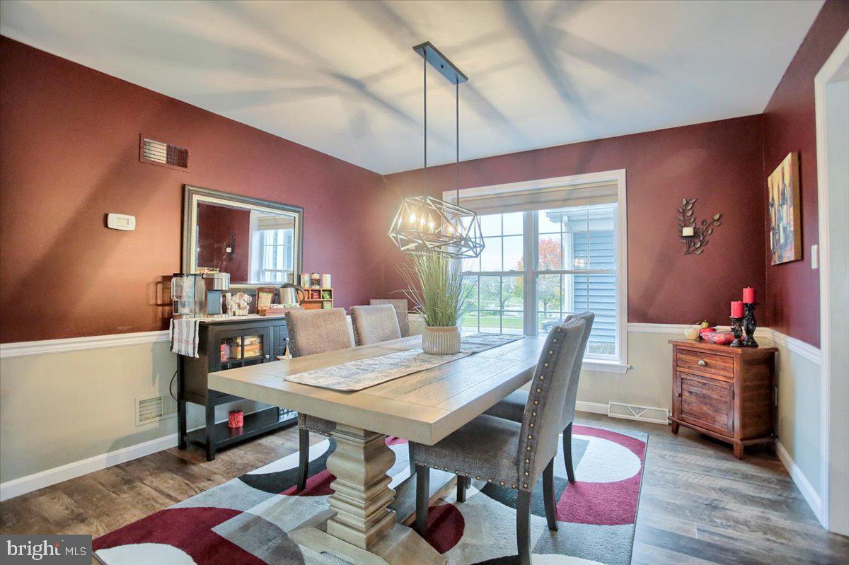 576 Wallingford Road Lancaster, PA 17601 - Photo 11 of 43