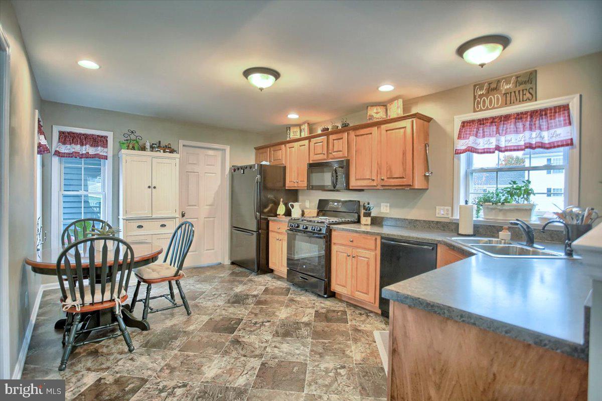576 Wallingford Road Lancaster, PA 17601 - Photo 16 of 43