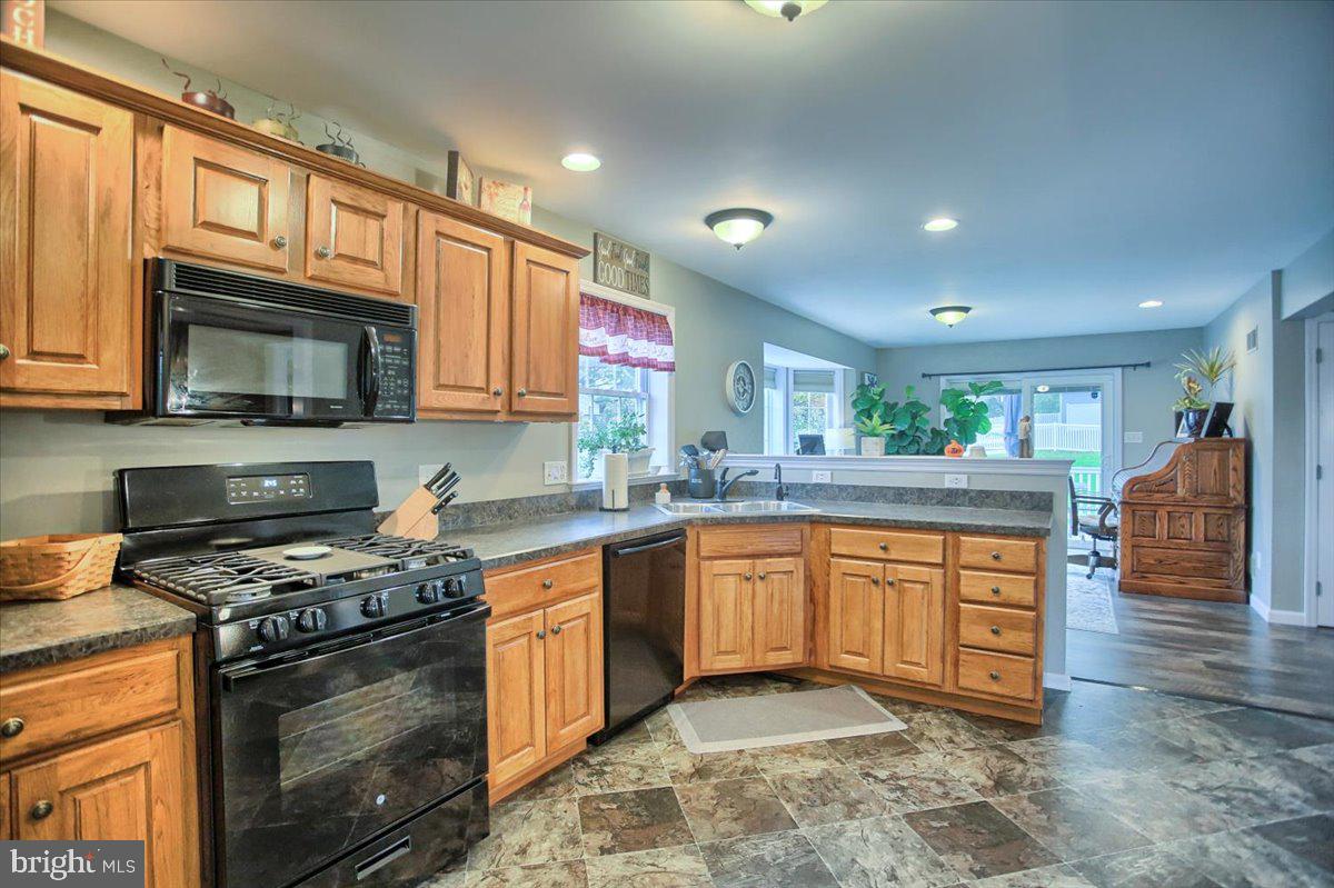 576 Wallingford Road Lancaster, PA 17601 - Photo 19 of 43