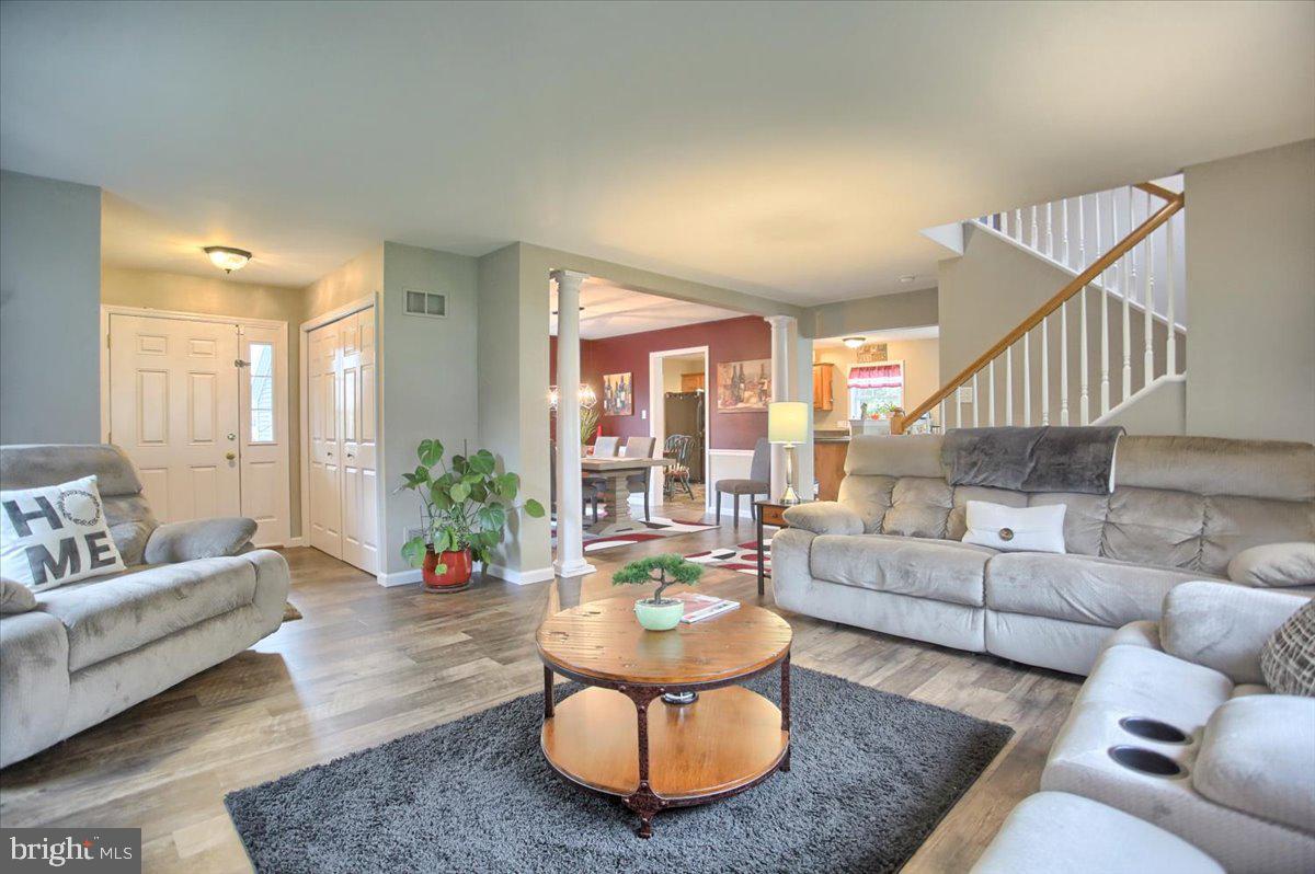 576 Wallingford Road Lancaster, PA 17601 - Photo 9 of 43