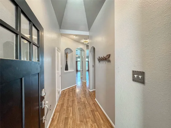 $2,400 | 3506 Deerbrook Court, Pearland, TX 77584