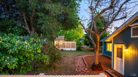 $899,000 | 1160 Carr Avenue, Santa Rosa, CA 95404
