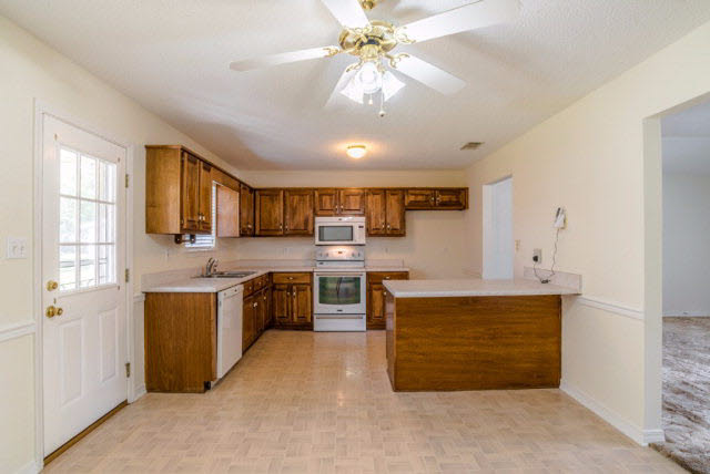 1503 Mulberry Lane Foley, AL 36535 - Photo 8 of 21 1503 Mulberry Ln