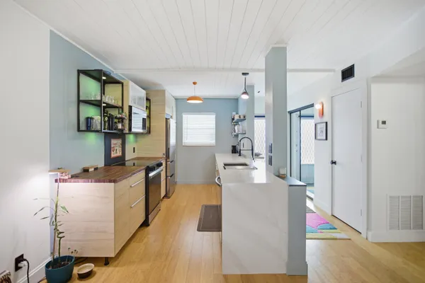 $162,500 | 2600 Southwest 22nd Avenue, Unit 906, Delray Beach, FL 33445