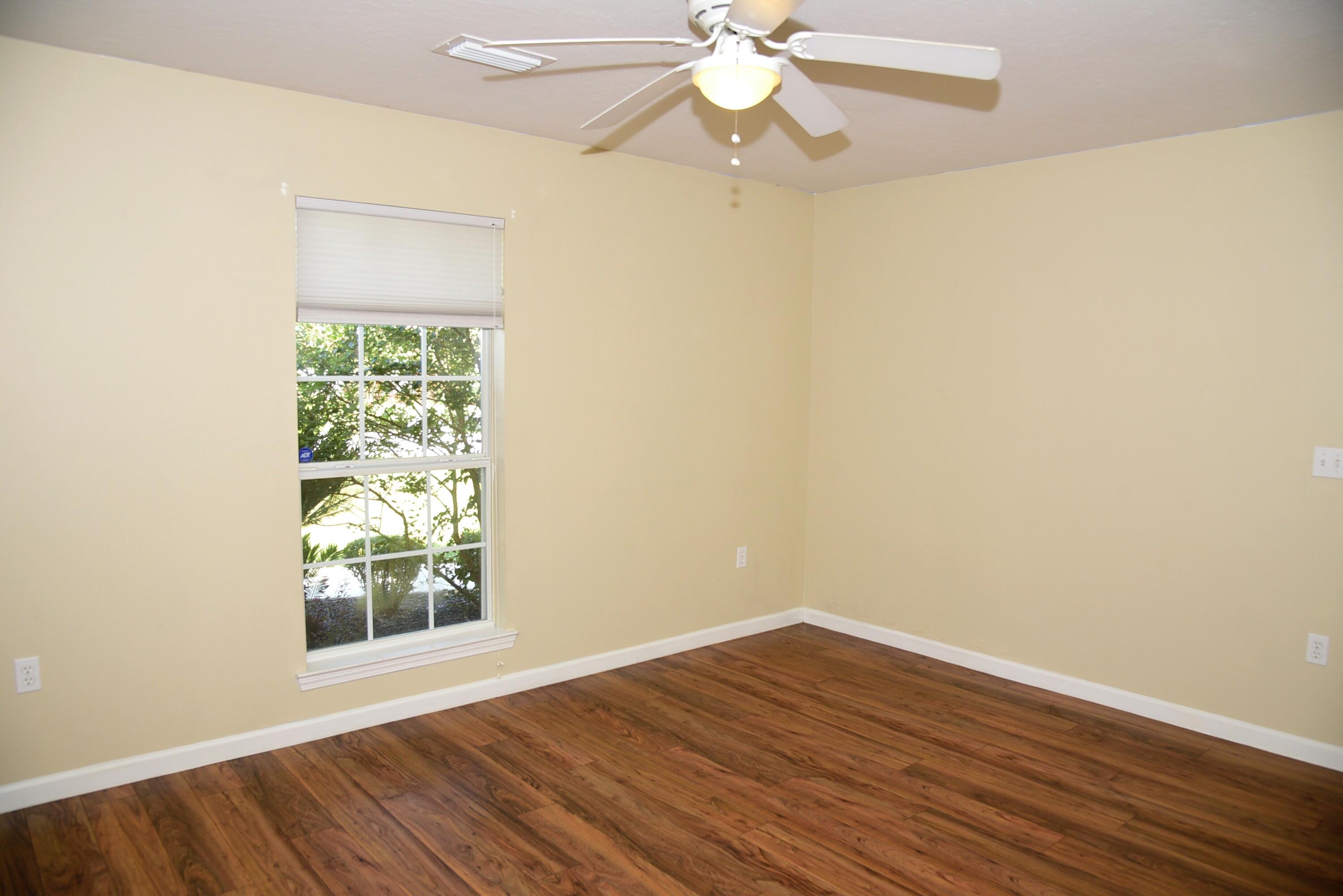 2264 Lewis Street Crestview, FL 32536 - Photo 12 of 19 049