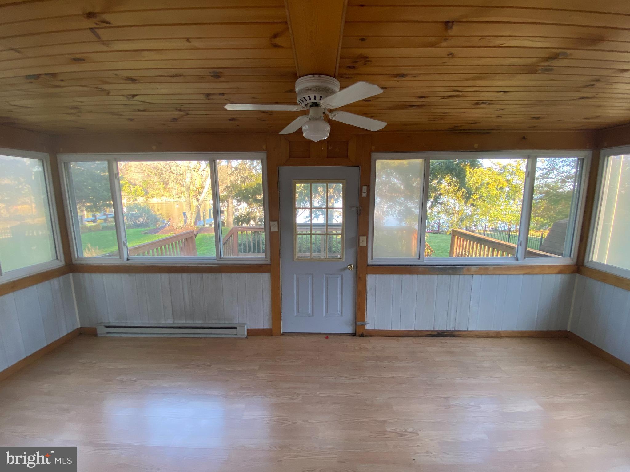3633 Branhum Road Edgewater, MD 21037 - Photo 10 of 22 Sun room