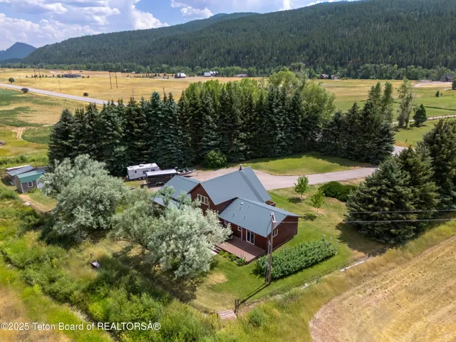 $899,900 | 3591 Swan Valley Highway, Irwin, ID 83428