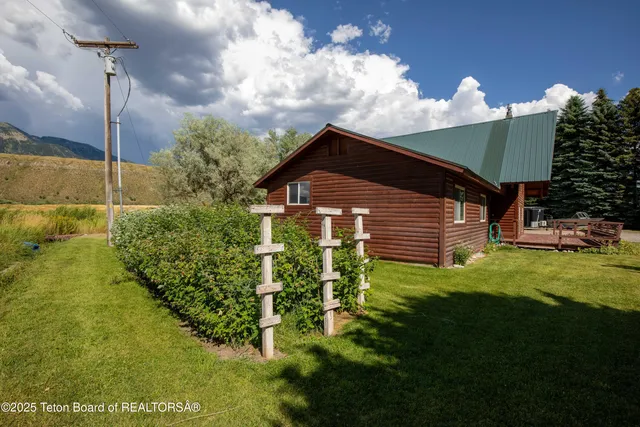 $899,900 | 3591 Swan Valley Highway, Irwin, ID 83428