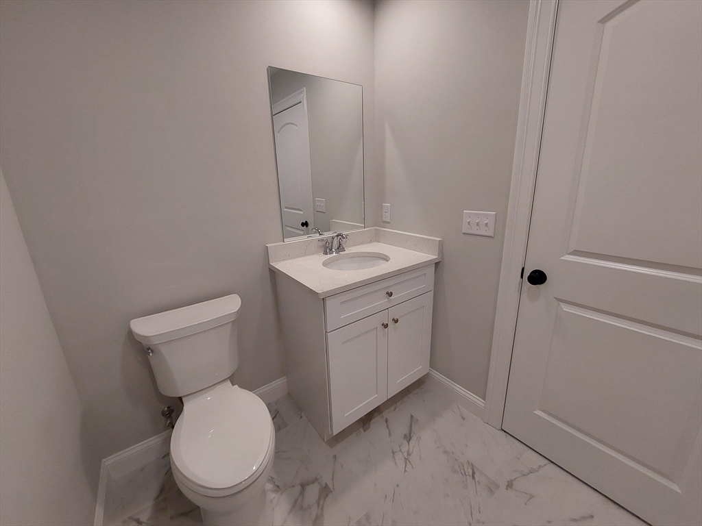 20 B Crownshield Uxbridge, MA 01569 - Photo 14 of 20