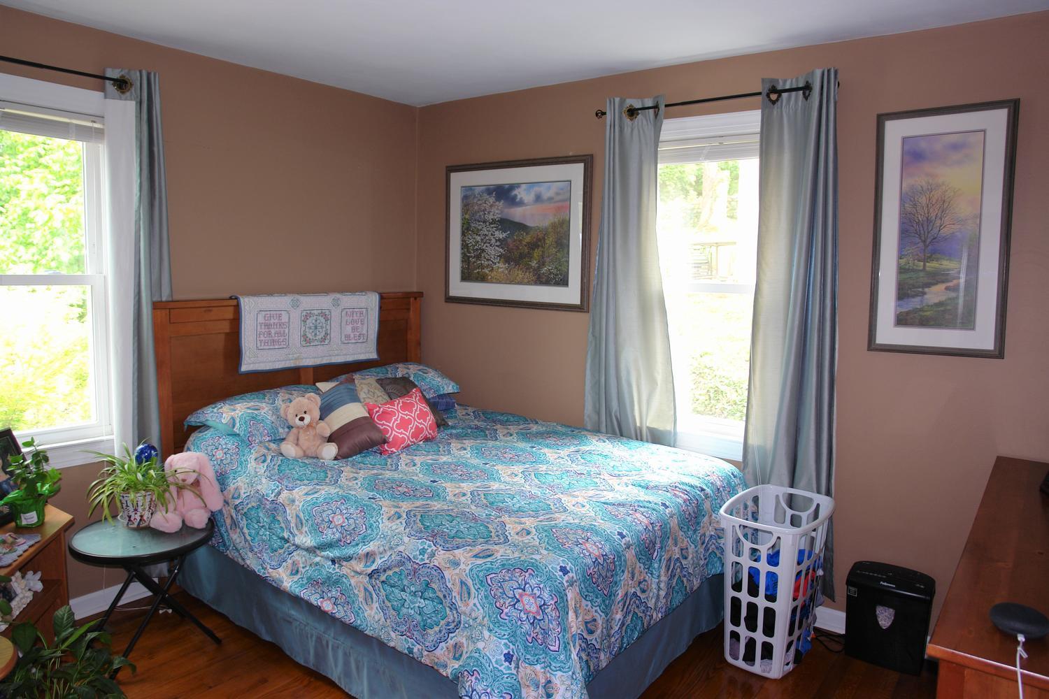 3012 Roberts Road Southwest Roanoke, VA 24014 - Photo 15 of 21 3012 Roberts Rd SW Roanoke VA-large-015-