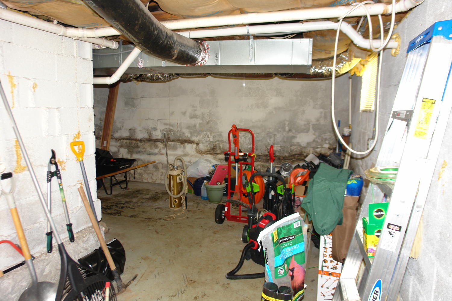 3012 Roberts Road Southwest Roanoke, VA 24014 - Photo 16 of 21 3012 Roberts Rd SW Roanoke VA-large-016-