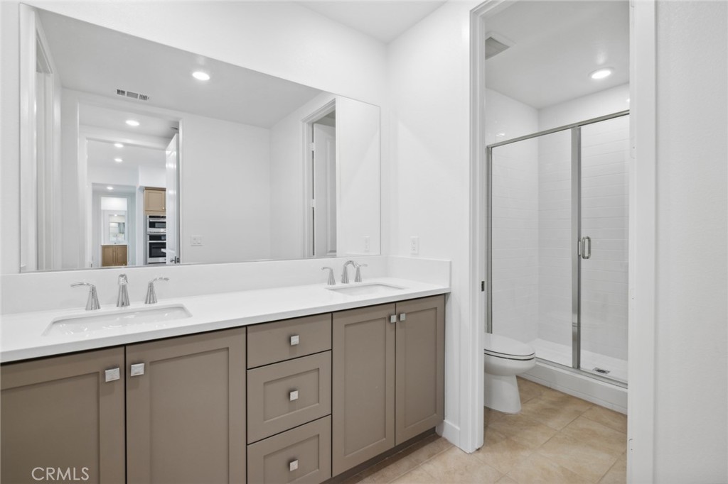 147 Baluster Irvine, CA 92618 - Photo 12 of 16