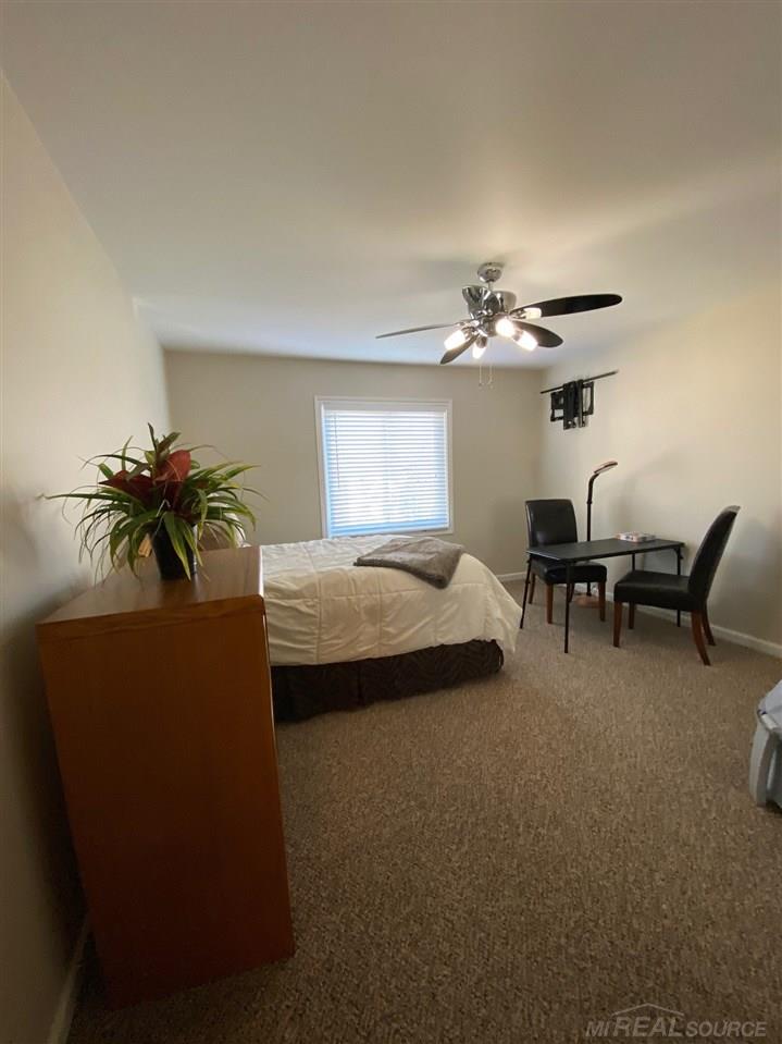 2223 Crystal Drive Rochester, MI 48309 - Photo 16 of 21 50005047-15.JPG