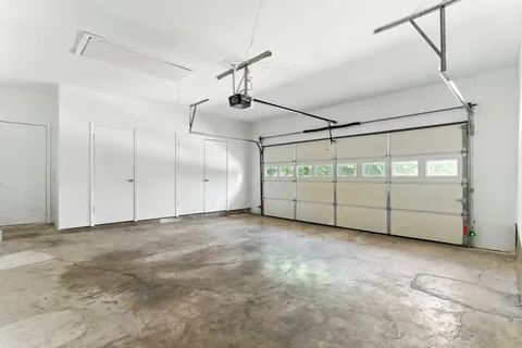 $1,295,000 | 2401 Homedale Circle, Austin, TX 78704