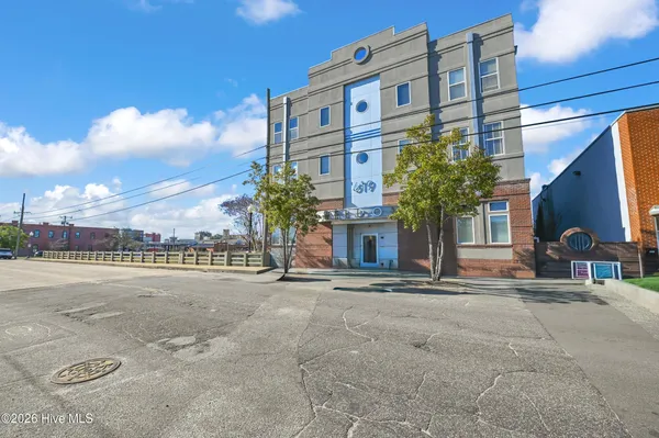 $289,999 | 619 North 4th Street, Unit 103, Wilmington, NC 28401