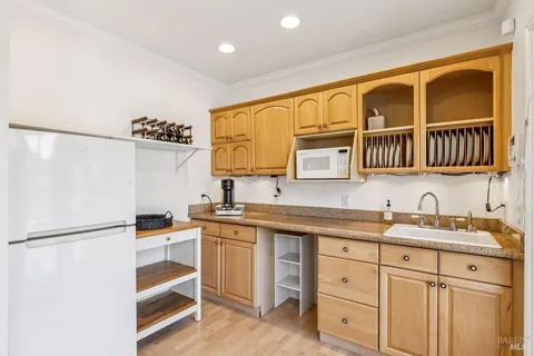 $3,595,000 | 13 West Brooke Drive, Novato, CA 94947