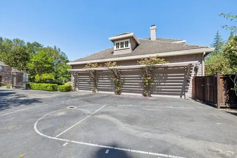 $3,595,000 | 13 West Brooke Drive, Novato, CA 94947