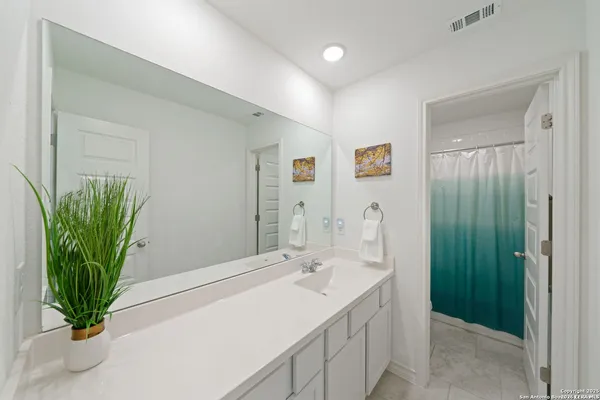 $2,895 | 1524 Leeds Park, Bulverde, TX 78163