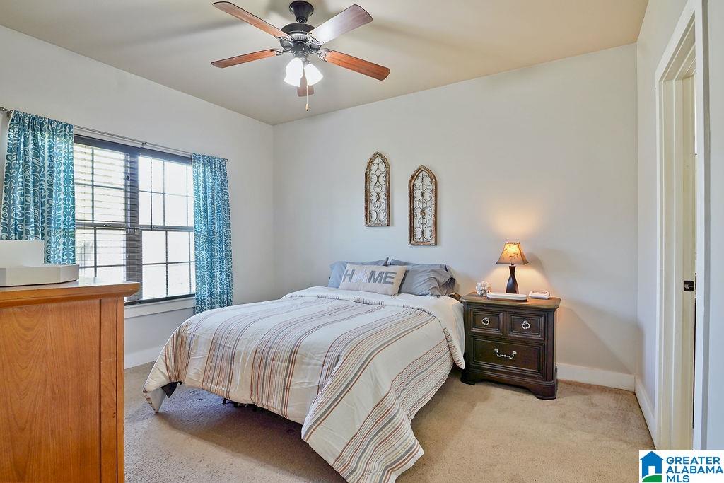 316 Maggie Way Calera, AL 35040 - Photo 13 of 37