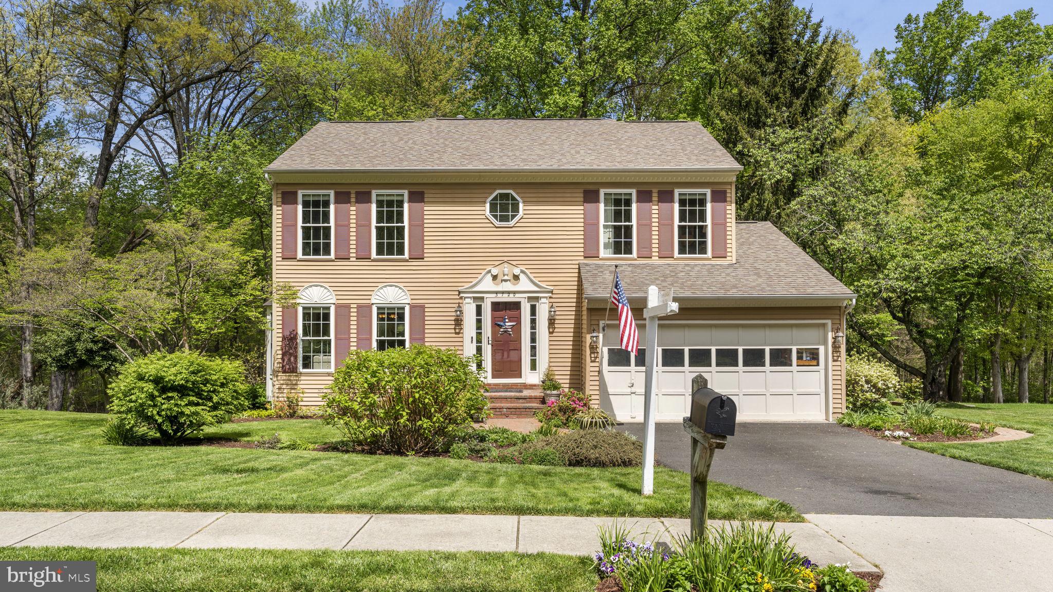 Beautiful colonial in Old Bridge Estates
