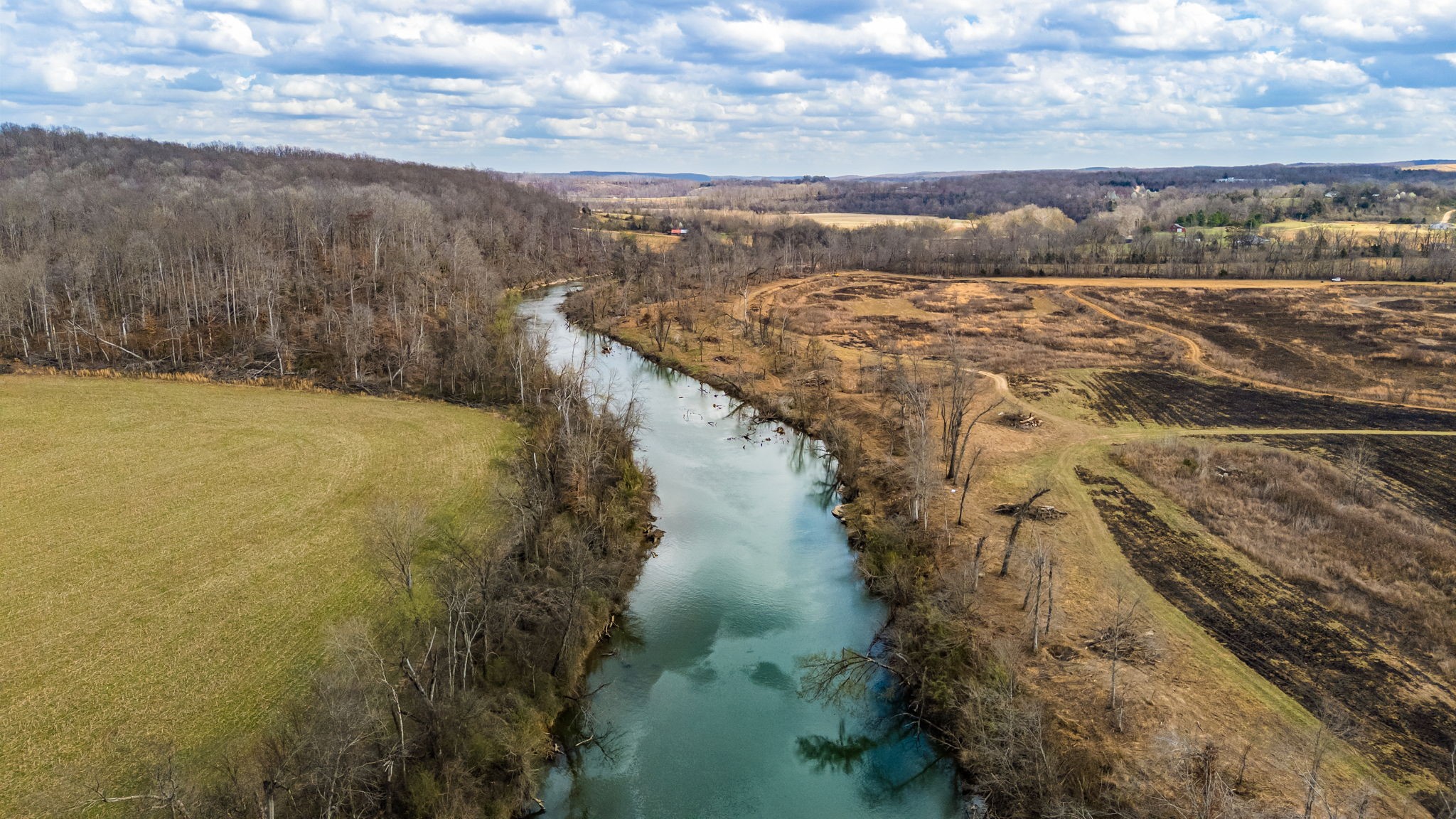 3301 Natural Bridge Road Waynesboro, TN 38485 - Photo 1 of 80