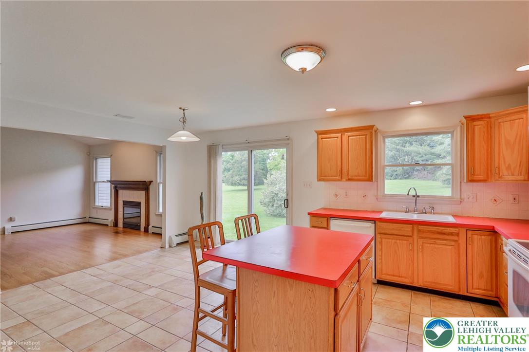 102 Kressman Road Easton, PA 18042 - Photo 16 of 41 Gallery Image 16
