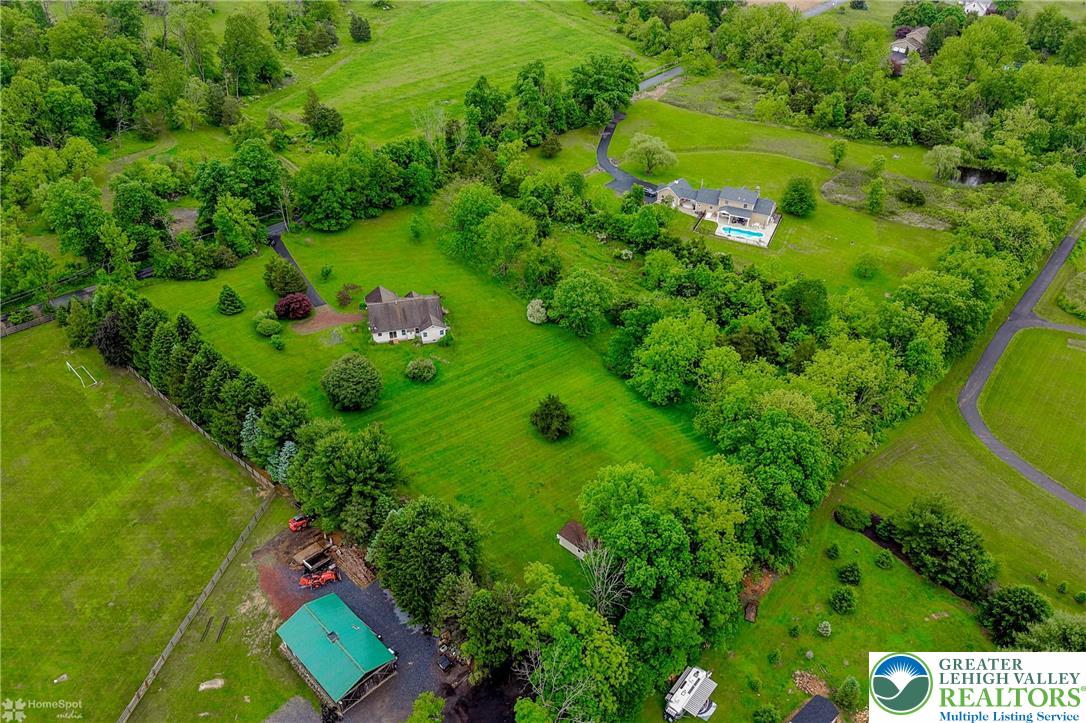 102 Kressman Road Easton, PA 18042 - Photo 36 of 41 Gallery Image 36