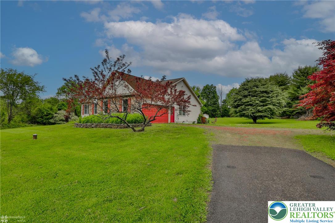 102 Kressman Road Easton, PA 18042 - Photo 5 of 41 Gallery Image 5
