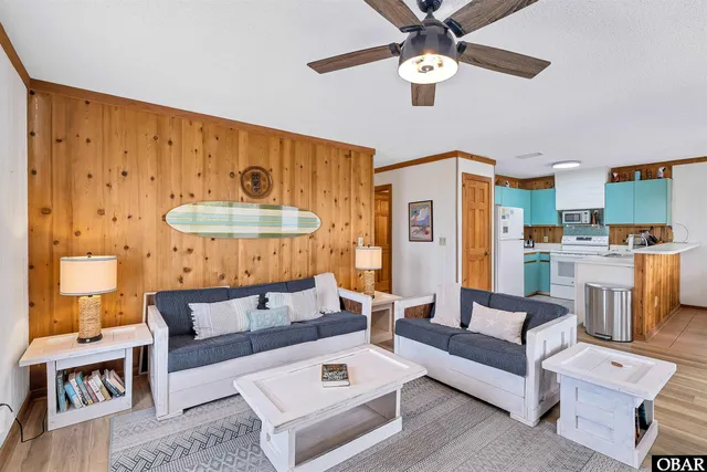 $449,000 | 622 Sea Oats Court, Unit B2, Corolla, NC 27927