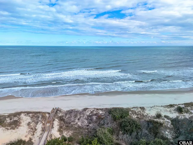 $449,000 | 622 Sea Oats Court, Unit B2, Corolla, NC 27927