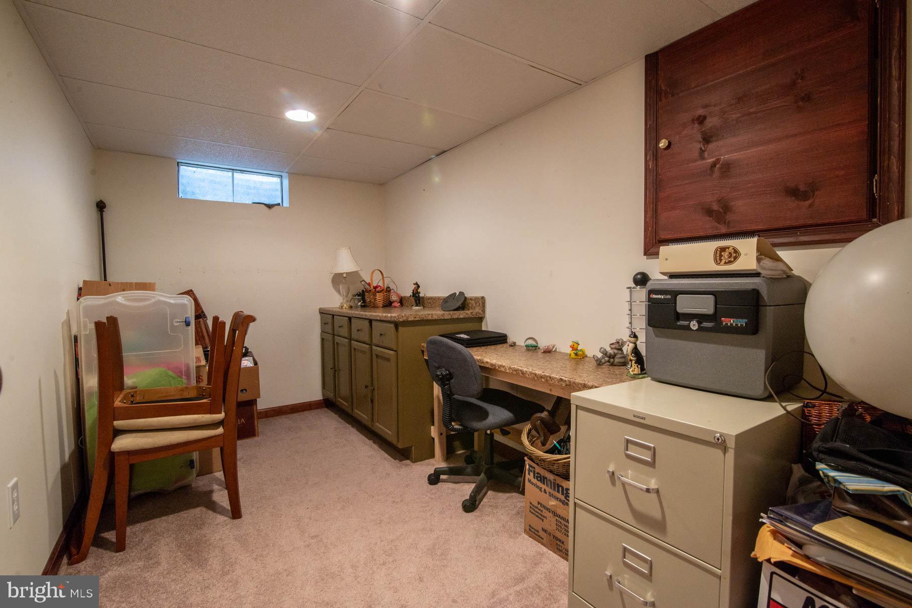 411 Corbin Road York, PA 17403 - Photo 25 of 30