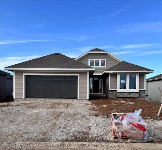 $703,947 | 4202 West 158th Terrace, Overland Park, KS 66224